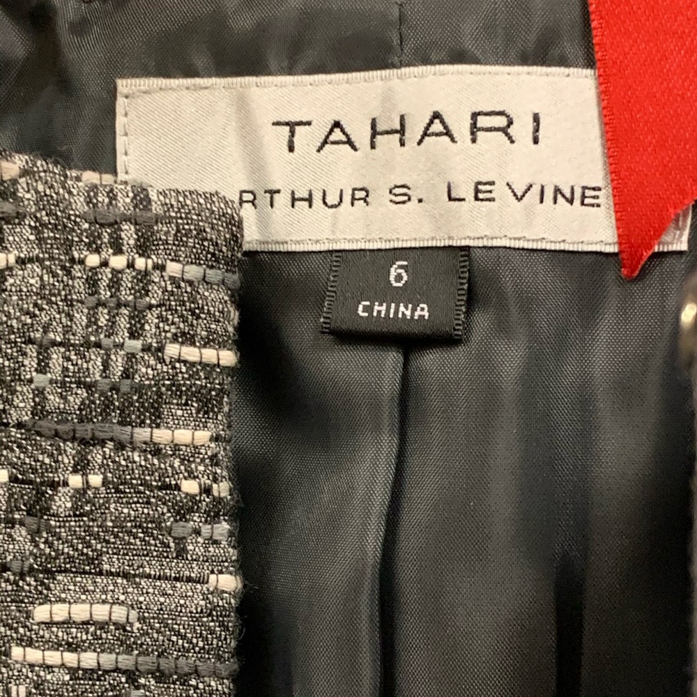 Tahari career jacket - Picture 4 of 8